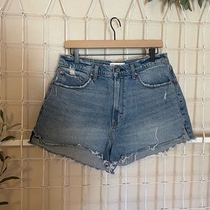 Abercrombie High Rise Mom Curve Love Shorts